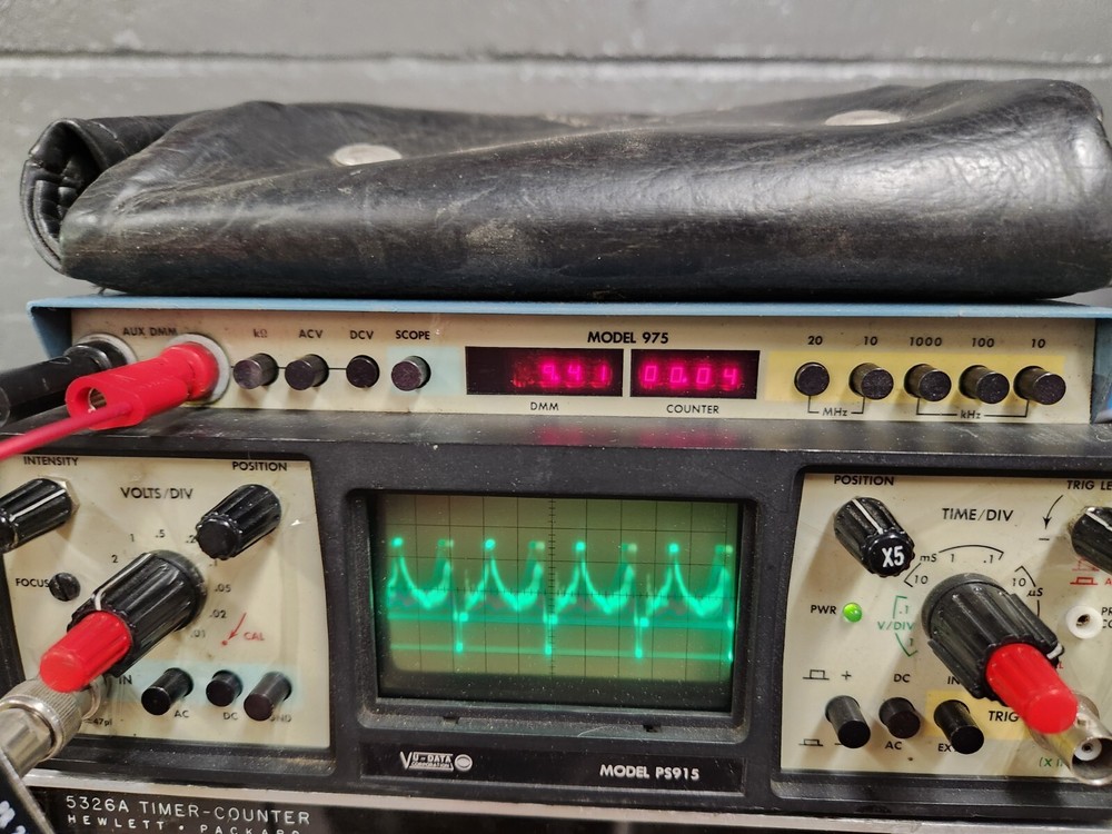 VU-DATA Corp OSCILLOSCOPE Model PS915/975 Mini Scope DMM Combo! With Tech Manual