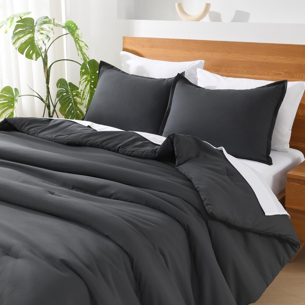 Andency Dark Grey Comforter King Size - 7 (104"x90"), 07 -