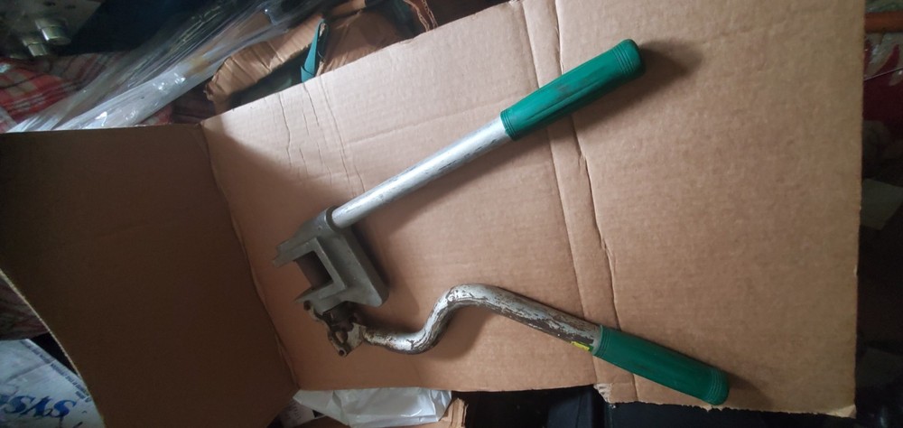 Greenlee 709 Stud-Metal Punch Assembly