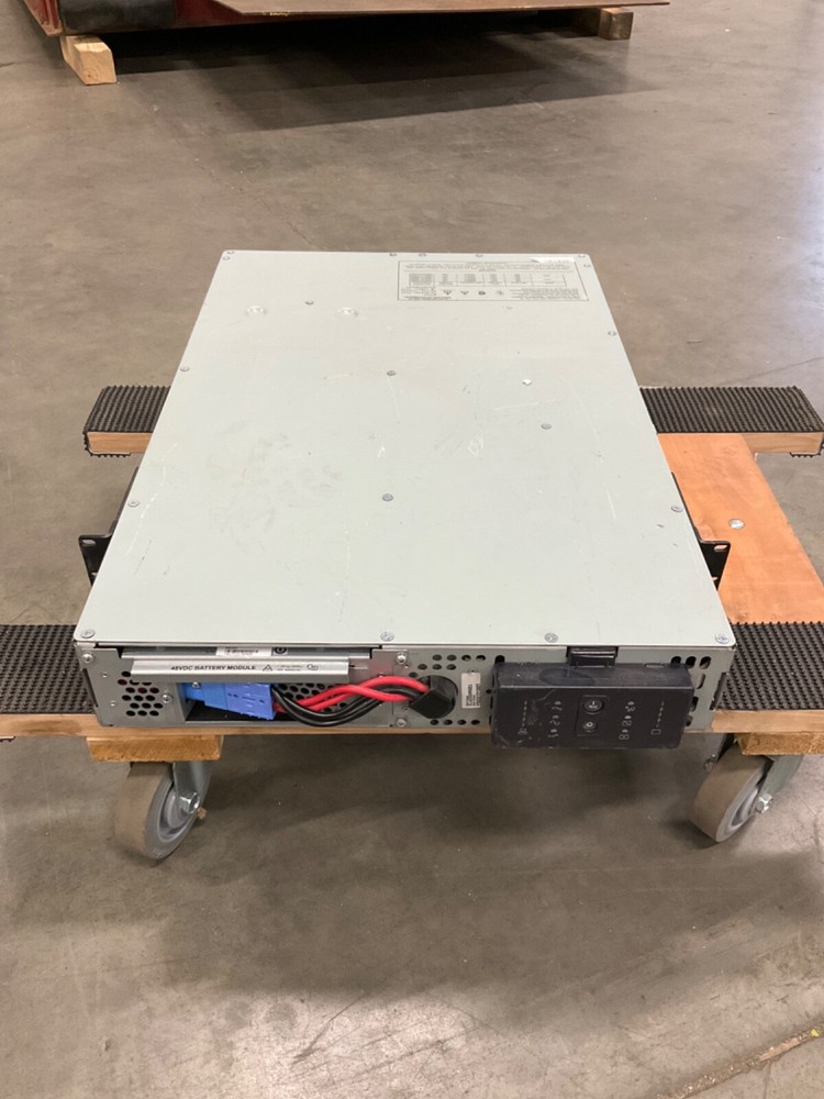 APC Smart-UPS (DLA2200RM2U)