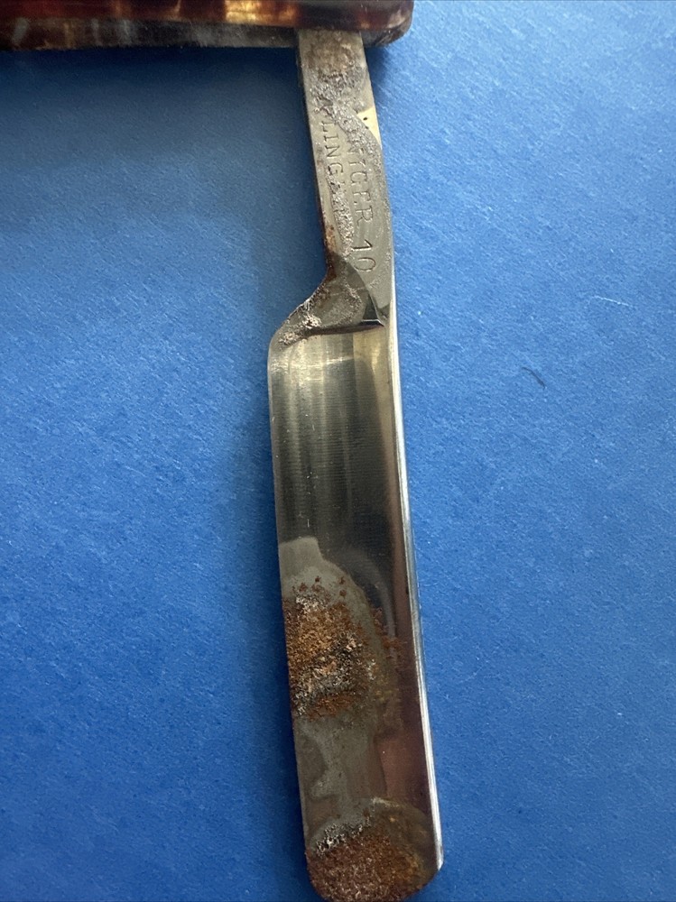 Vintage Straight Razor Mondesir