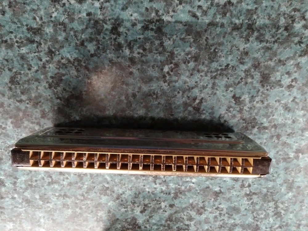 VTG HOHNER ECHO HARP HARMONICA W/ORIGINAL BOX