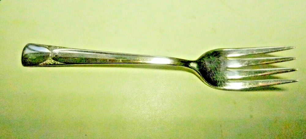 Antique Embassy Silver Plate 1939 Bouquet Pattern 6" Dessert or Salad Fork