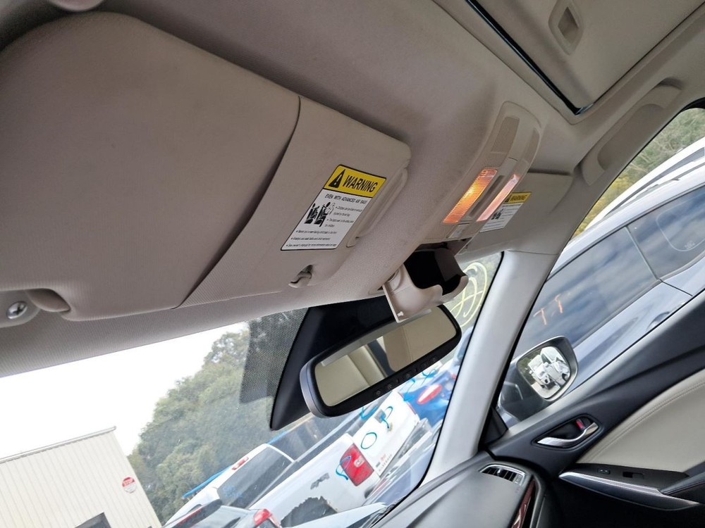 6 2014 Glove Box 4848079