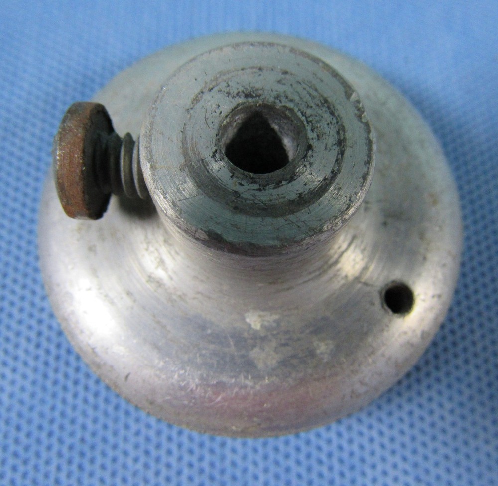 Lot 8 Mixed Rotary Control Knobs Vernier Dials Aluminum Plastic Assorted Vintage