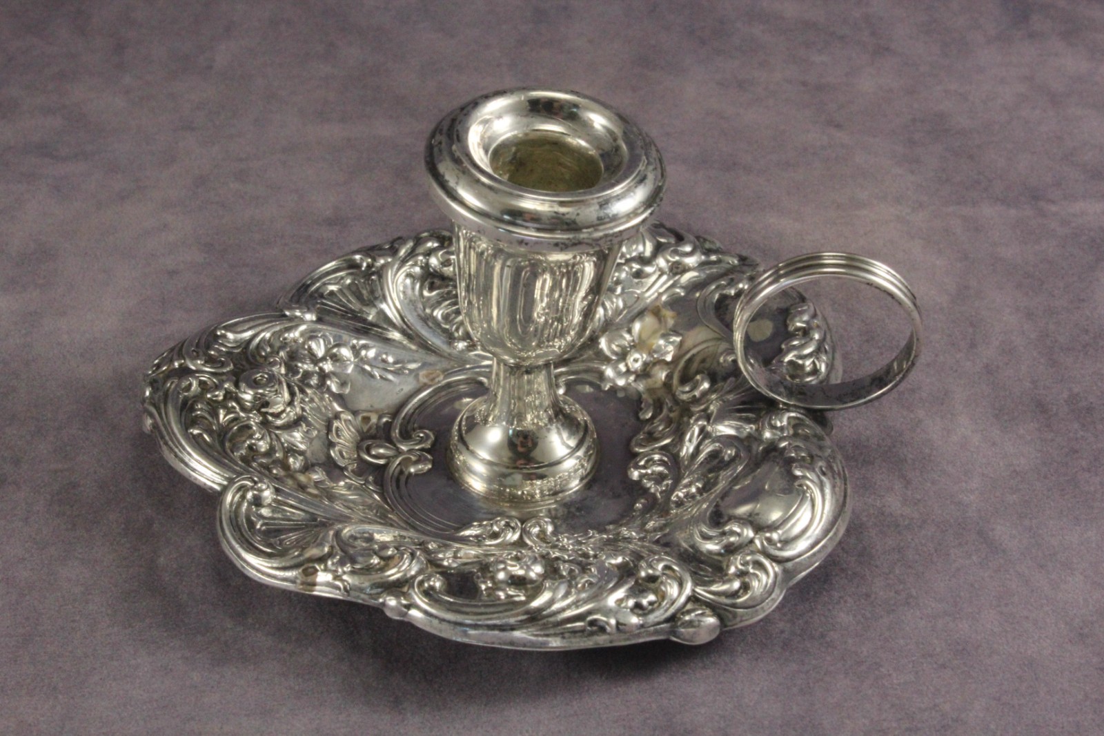 Vintage Gorham 4" Art Nouveau Sterling Silver Repousse Chamber Stick 45g No 324