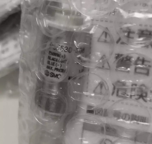 SMC pressure sensor PSE530-R06