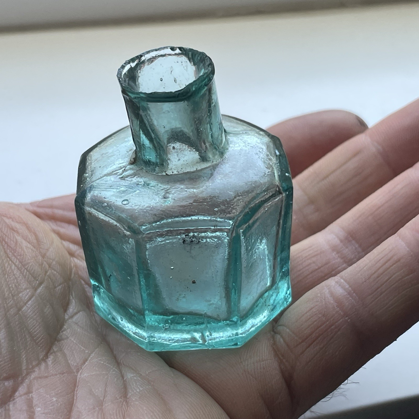 Antique Victorian Era Burst Top 8 Sided Ink Bottle