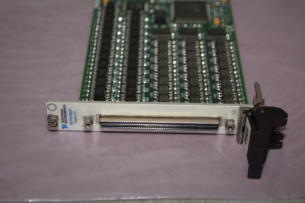 ^ NI National Instruments PXI-6527 48-bit Parallel Digital I/O Interface Board