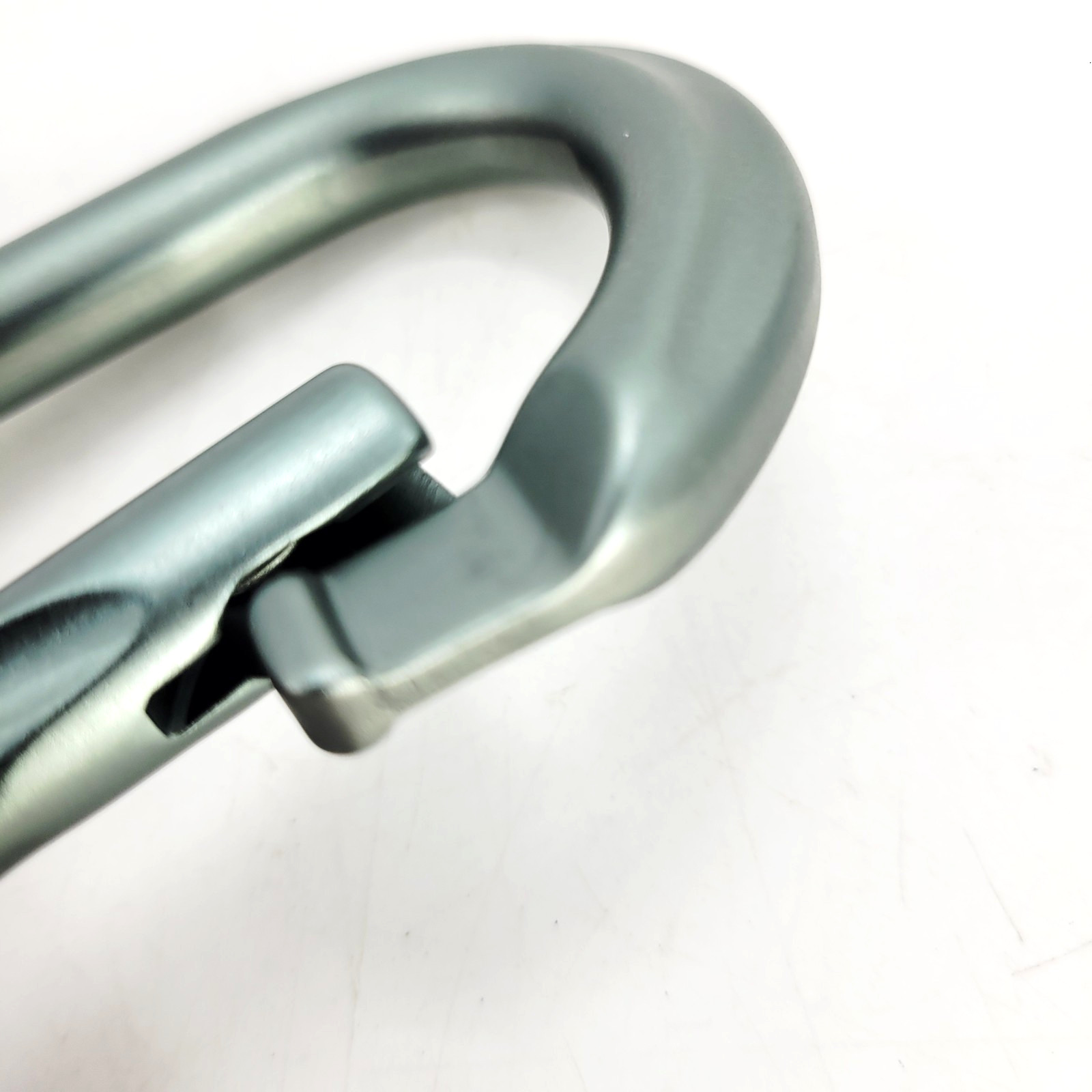 Petzl OWALL Non-Locking Oval Carabiner Military Green