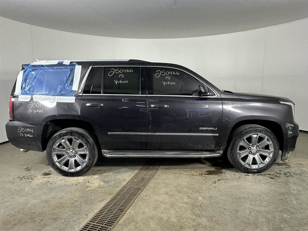 Camera/Projector Front View Camera Windshield Fits 15-16 SRX 2769689