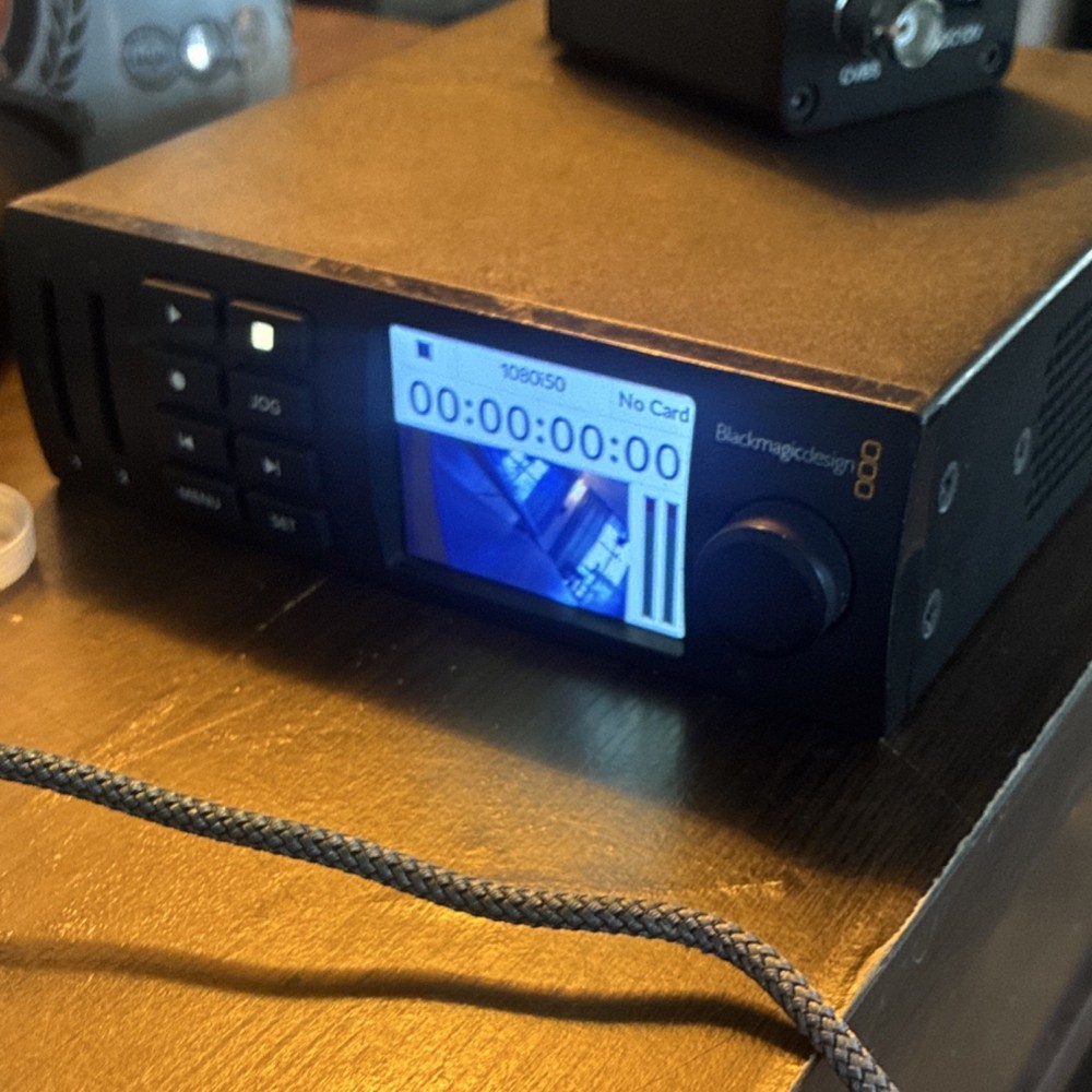 Blackmagic Design hyper deck, studio mini