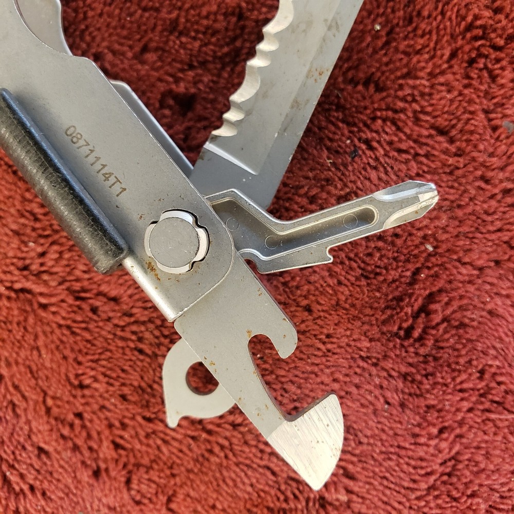 🔪 Lot 2 Gerber Multi Tool MP600 multiplier, drop point blade read