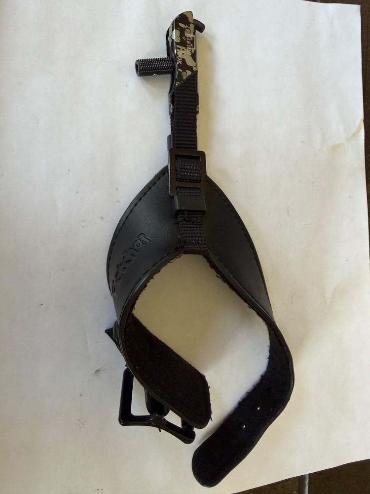 Fletcher Fletch hook Release, Buckle Strap. Really good smooth release!