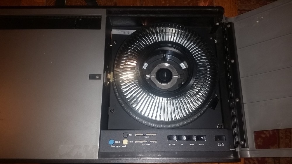 Dukane PRO120 35mm random access slide viewer/projector with audio tape sync