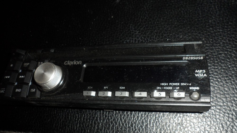 CLARION DB285USB FACEPLATE ONLY / USED TESTED WORKING