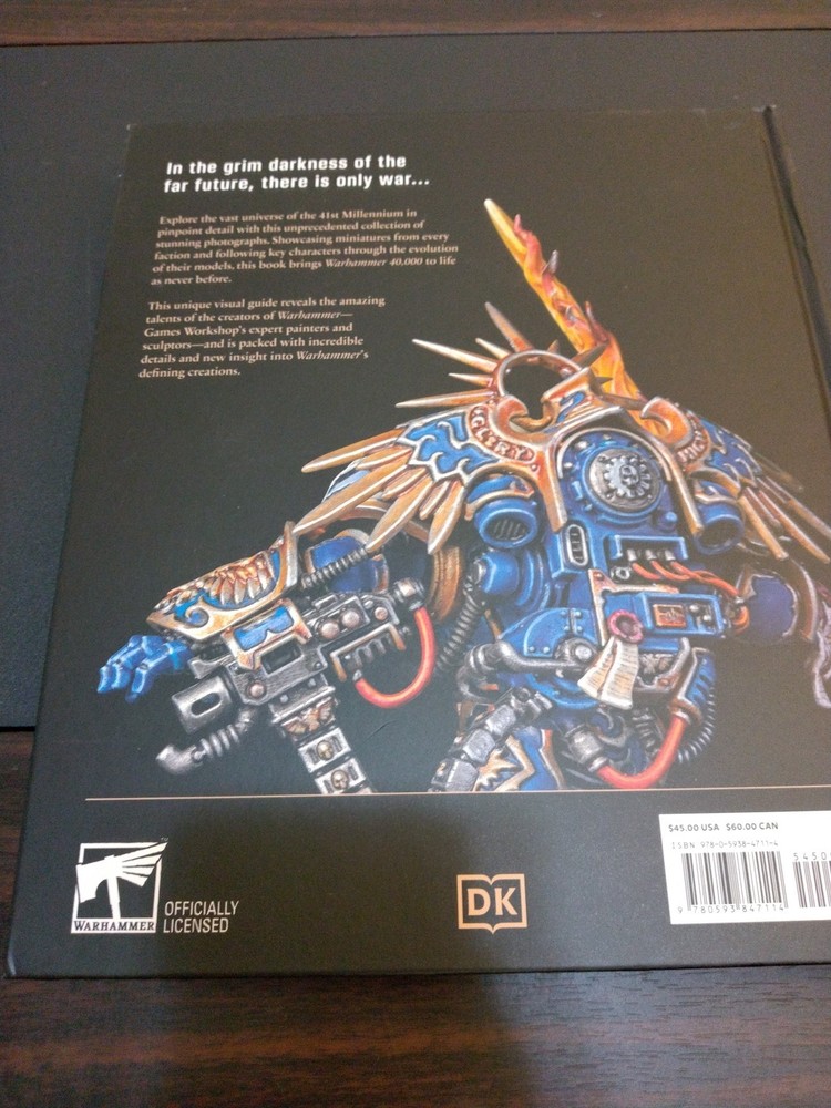 Warhammer 40,000 The Ultimate Guide Book