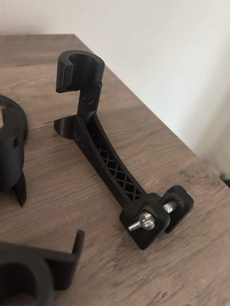 3D Printed 22mm Grow Tent Pole Mounts
