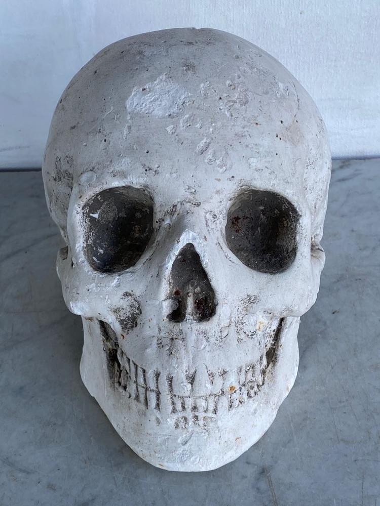 Vintage Solid Plaster Human Skull Head Model. Life Size. RARE