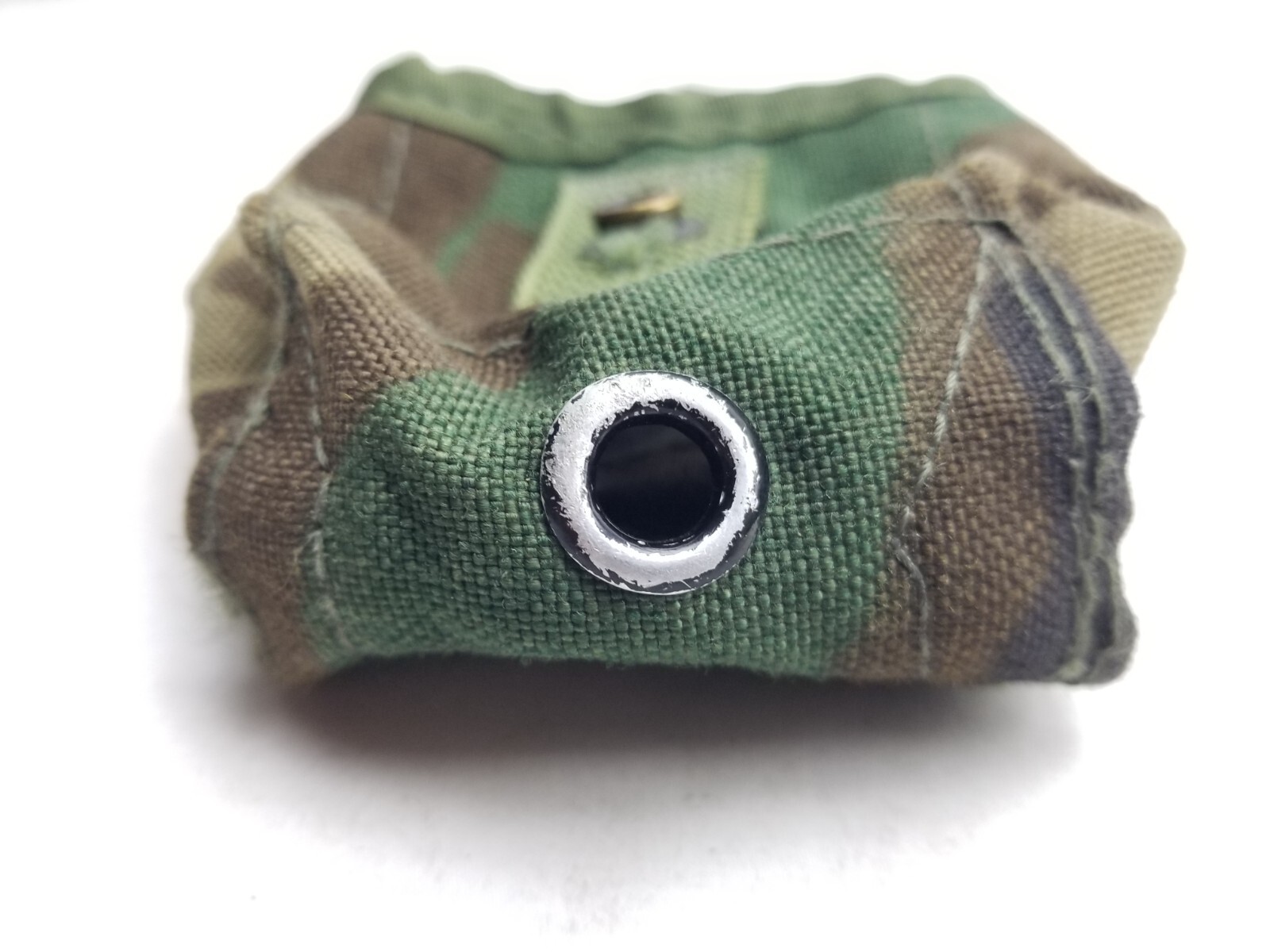 USGI Military Molle II WOODLAND CAMO Army Hand Grenade Pouch 4.5x3x2.25 VGC