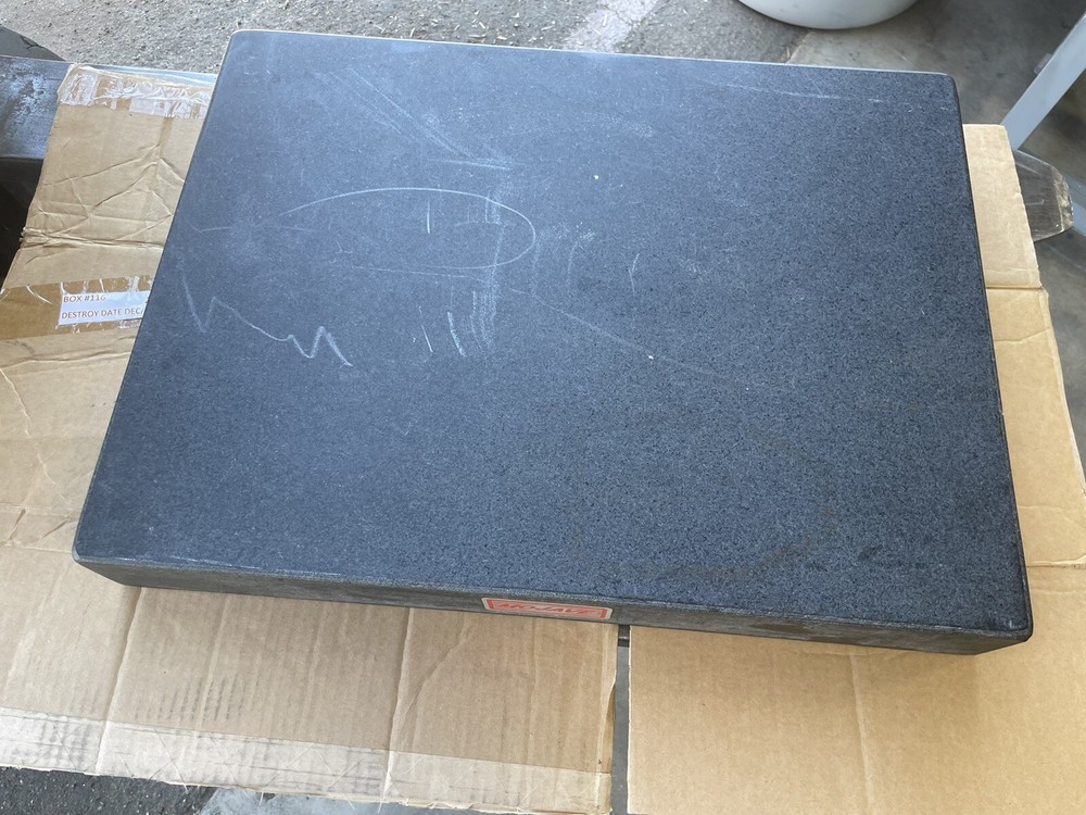 MOJAVE  Granet Surface Plate