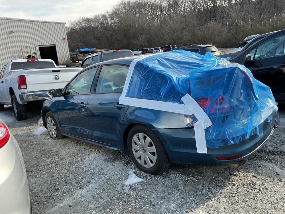 JETTA 2015 Glove Box 4943318