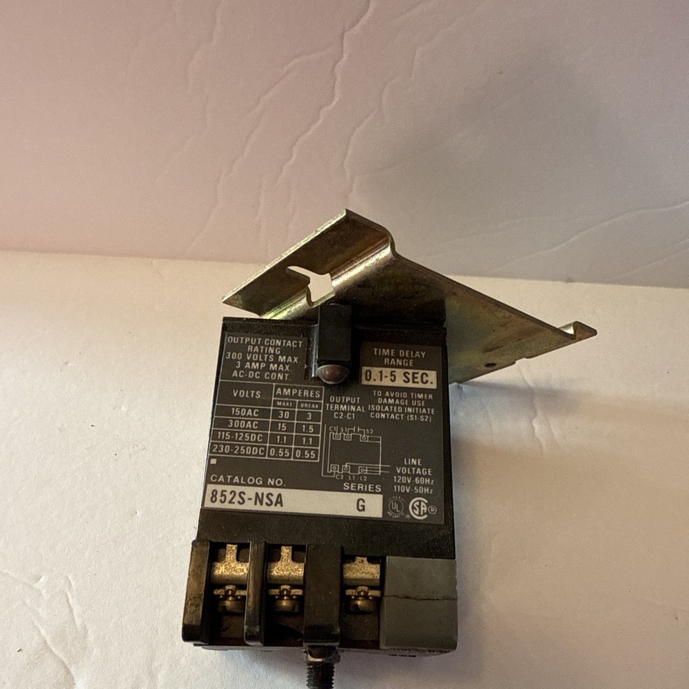 Allen-Bradley 852S-NSA Series G Solid State Timing Relay