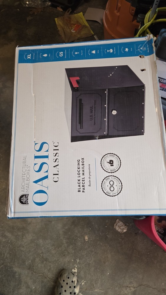 Architectural Mailboxes 6200B-10 Oasis Jr. Locking Post Mount Mailbox, Black