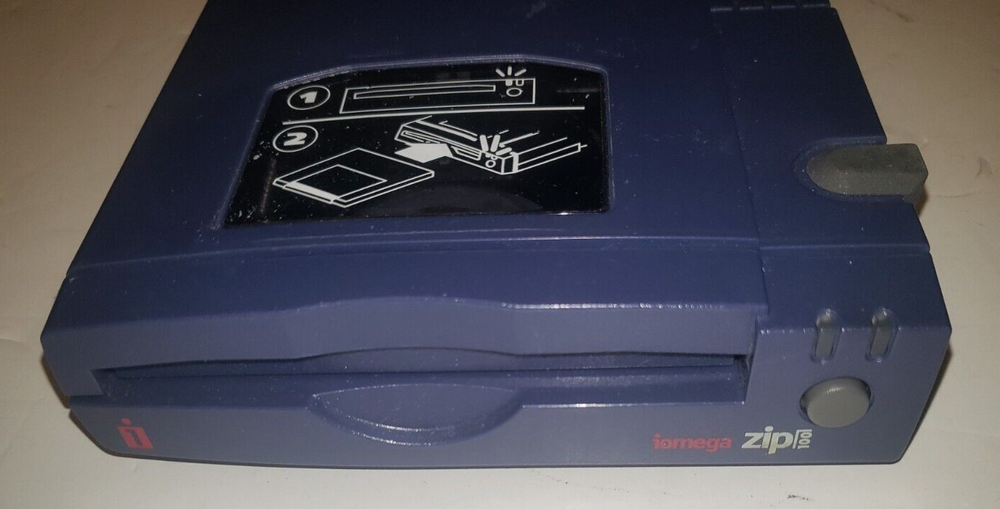 iomega Z100P2 External Floppy Disk Drive Model 100% Untested No Power Supply