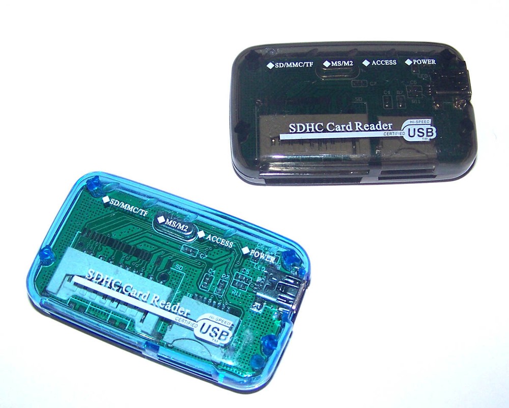 Multimedia Memory Card Reader 26 in 1 Hi Speed USB 2.0