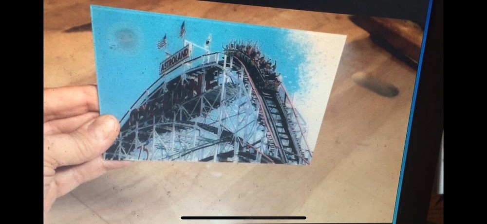 Coney Island CYCLONE Roller Coaster Lenticular Animating Post Card
