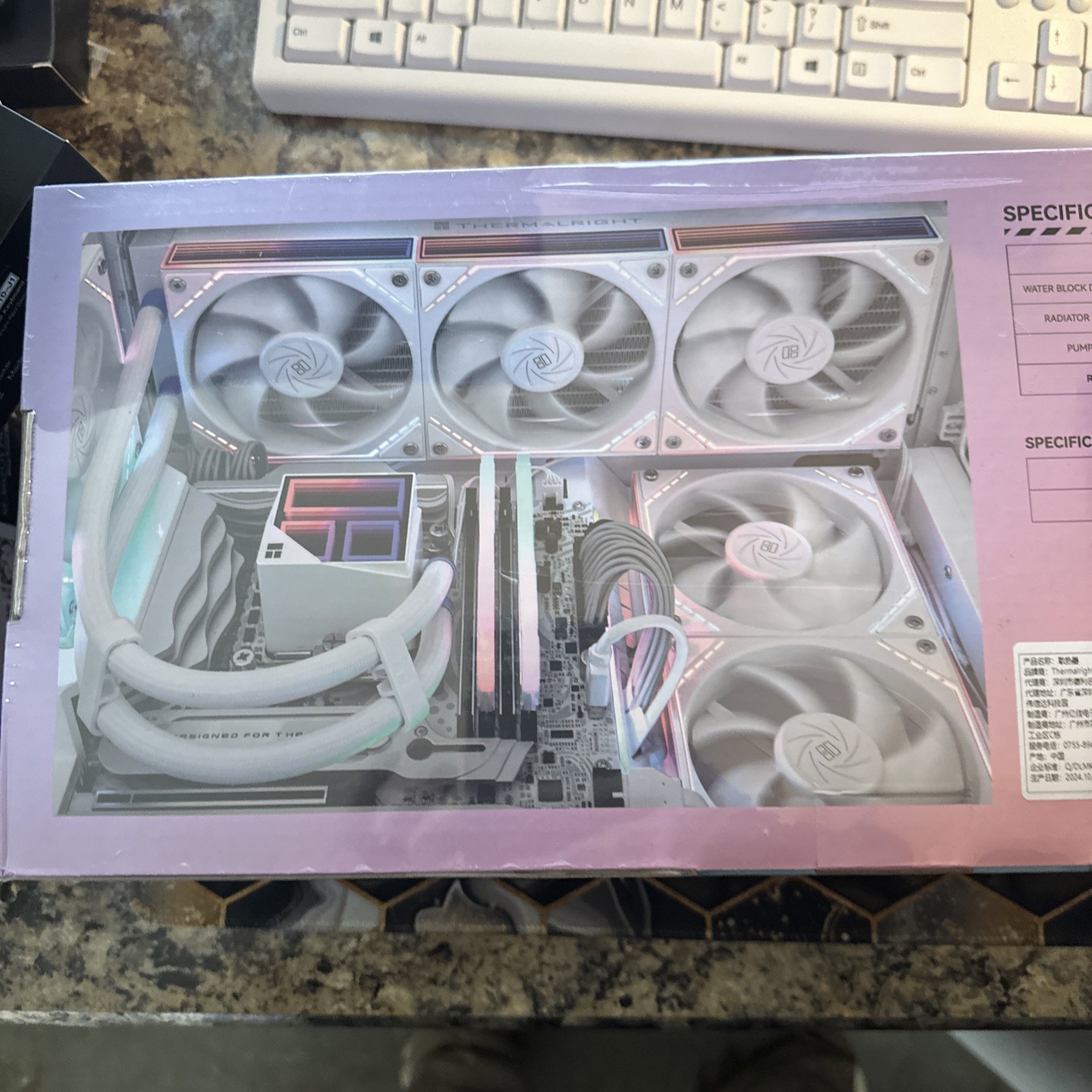 Thermalright Frozen Infinity 360 White