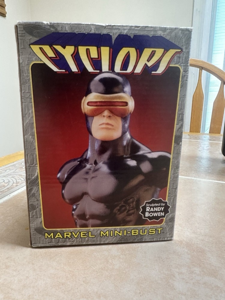Randy Bowen Cyclops 1998 Limited Edition Bust