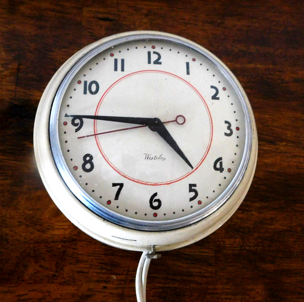 Vintage Electric Westclox Kitchen Wall Clock ORB S8