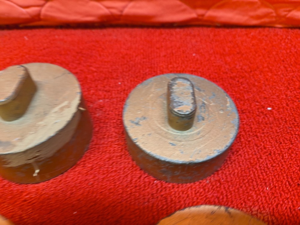 8 Used Unknown Vintage Cast Iron Scale Weights Good Condition