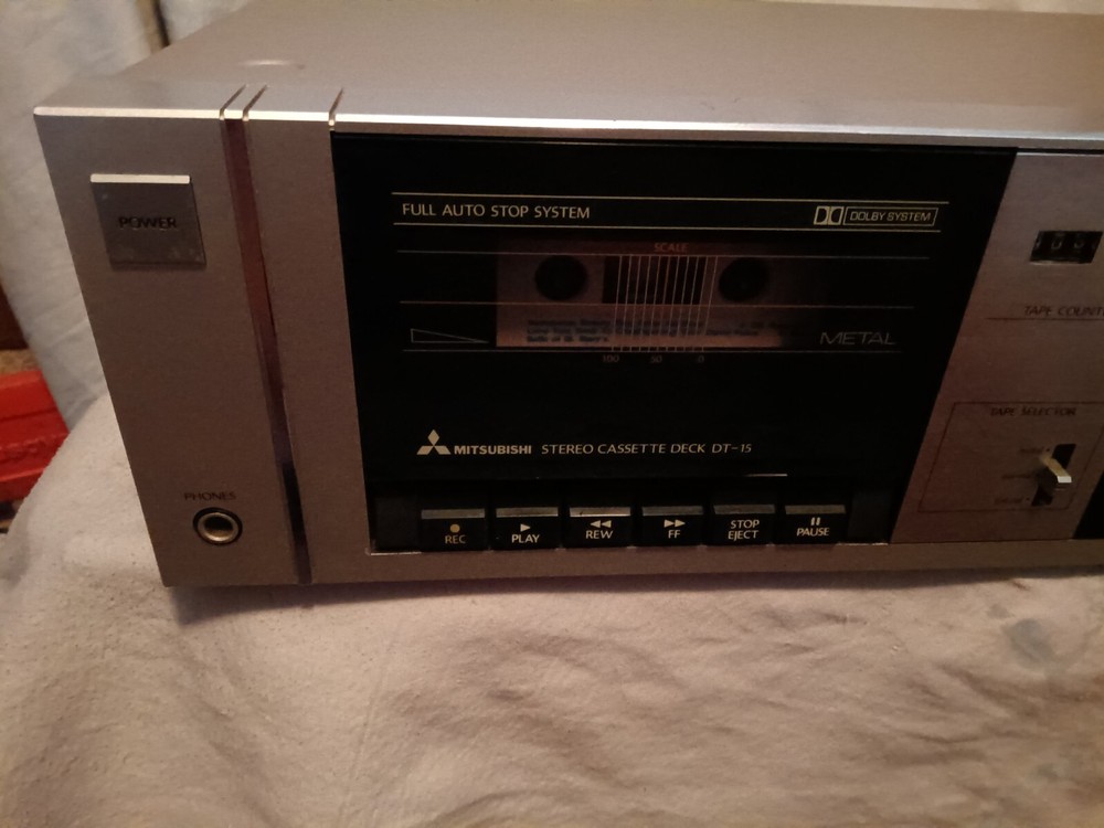 Mitsubishi Stereo Cassette Deck DT-15