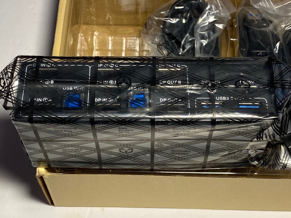 KVM SWITCH Audio Video Processor 8kHD 3x3 KVM Display Port USB 3.0