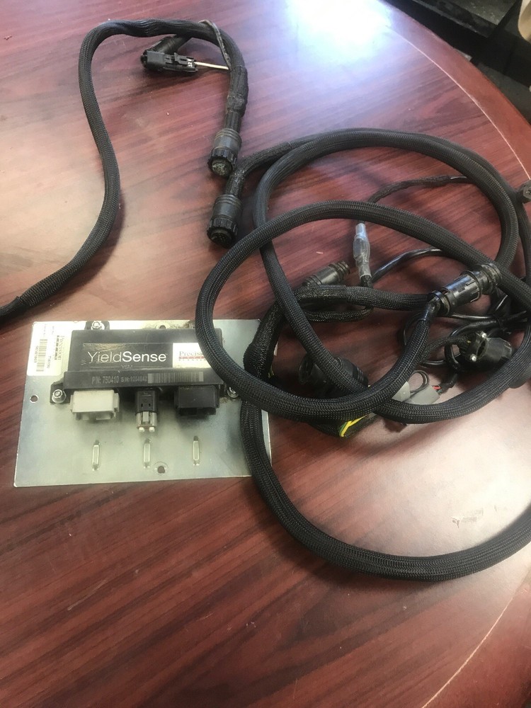 Used Precision Planting YieldSense Module (u-1444)