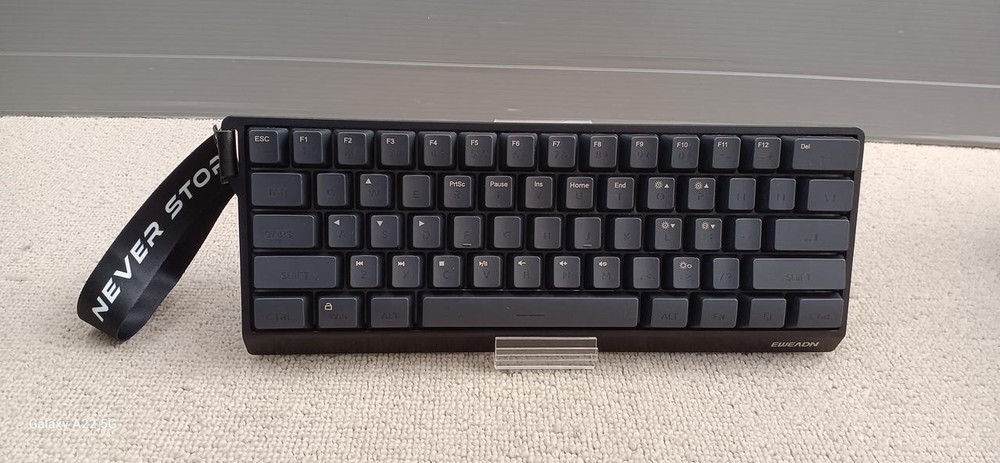 Gaming Keyboard Model F61 EWEADN