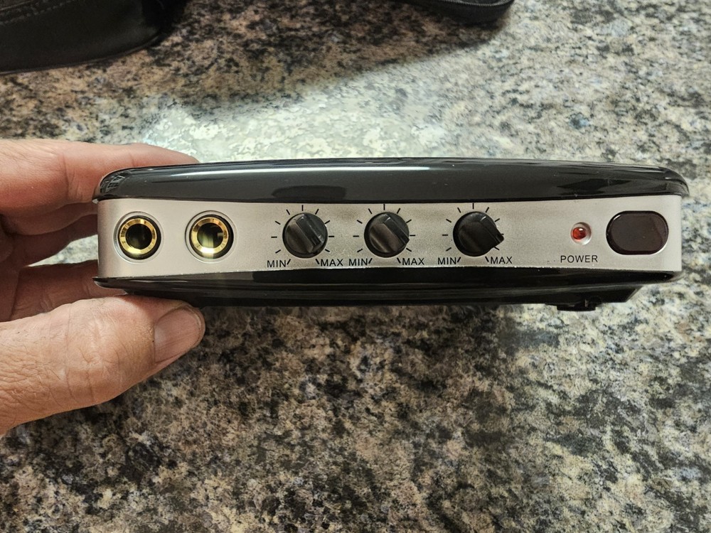 WOW FIRSTA Videoke Karaoke System Wf210 Complete