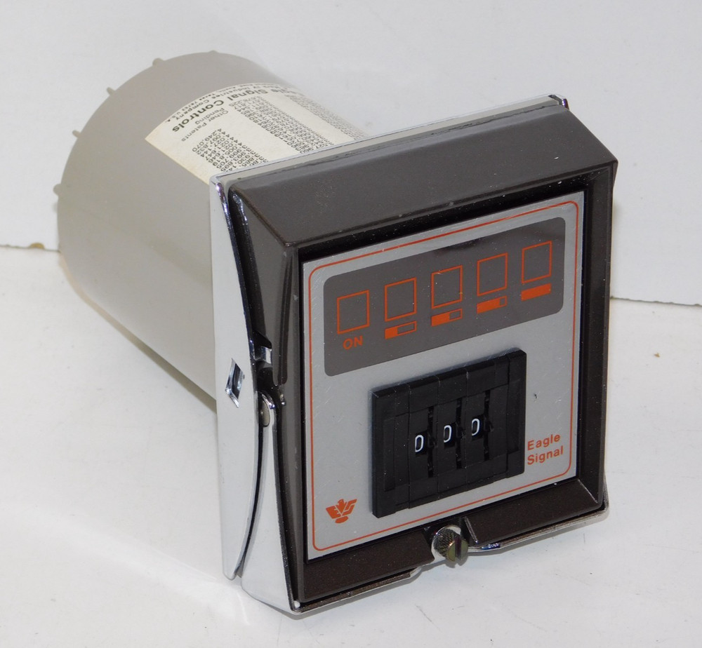 New Danaher Eagle Signal Controls CD302A6 Electronic Reset Timer Unit Module USA