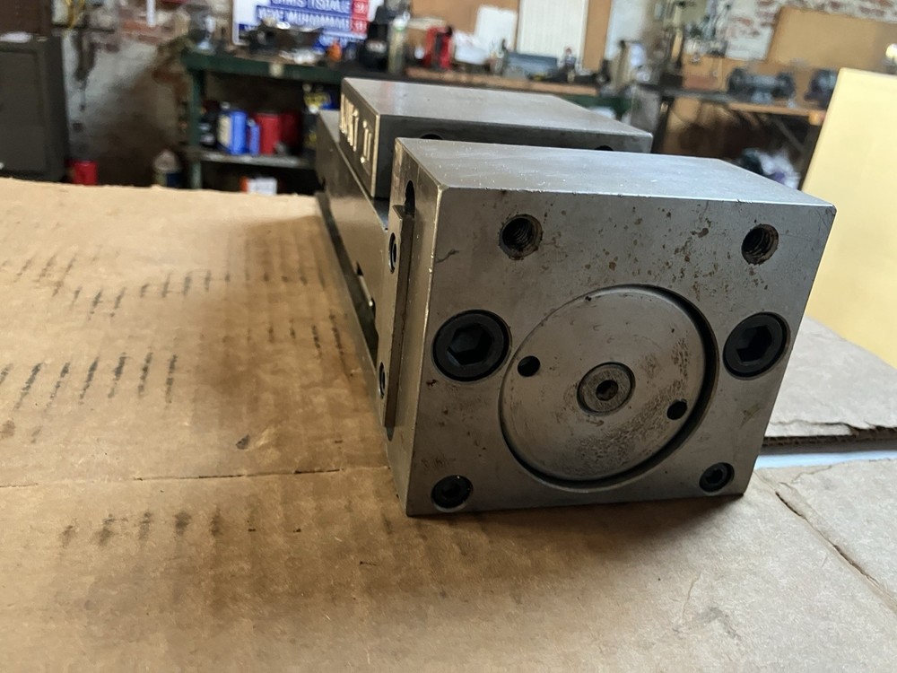 KURT 4" PULL-TYPE II CNC MACHINE VISE #PT400A