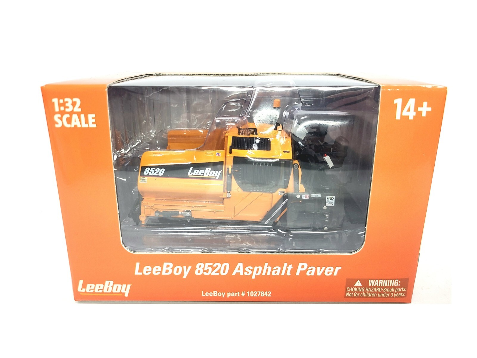 LeeBoy 8520 Asphalt Paver - Diecast Masters 1:32 Scale Diecast Model #41004 New