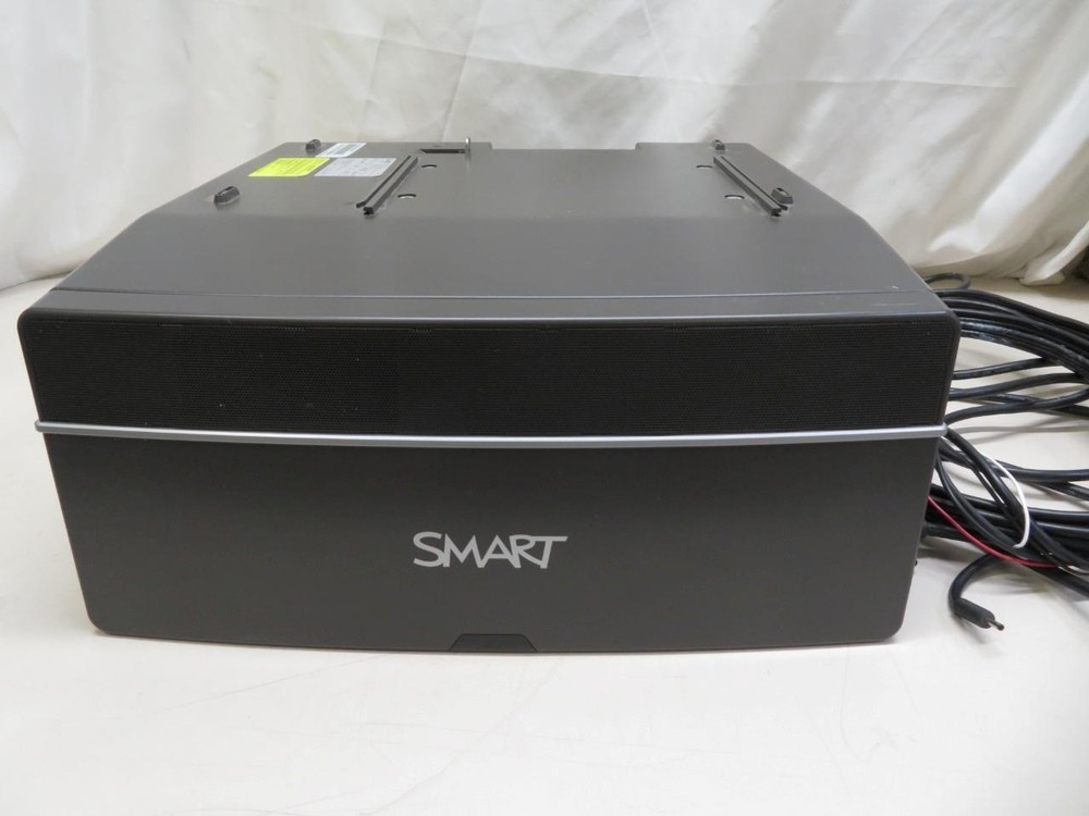 Smart Technologies UX80 Projector 1018317 Ultra Short Throw
