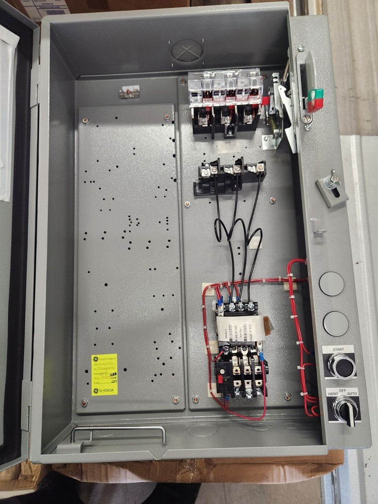 ABB Type 3R Enclosure Rainproof Pumping Plant Panel CR341D044CAA1AA New