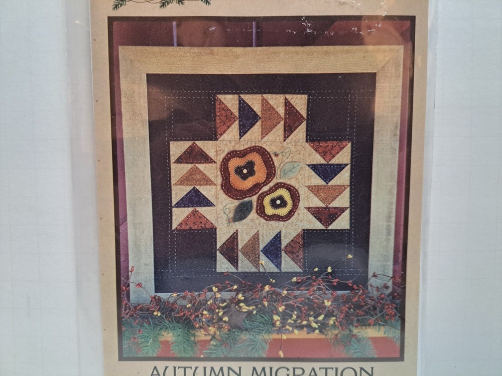 Mountain Patchwork Quilt Pattern - Autumn Migration (15.5") #700 - Uncut