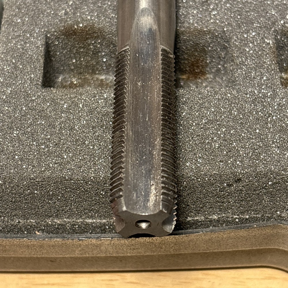 Cornwell Ford Two Valve Spark Plug Thread Kit HR38900 Incomplete READ!