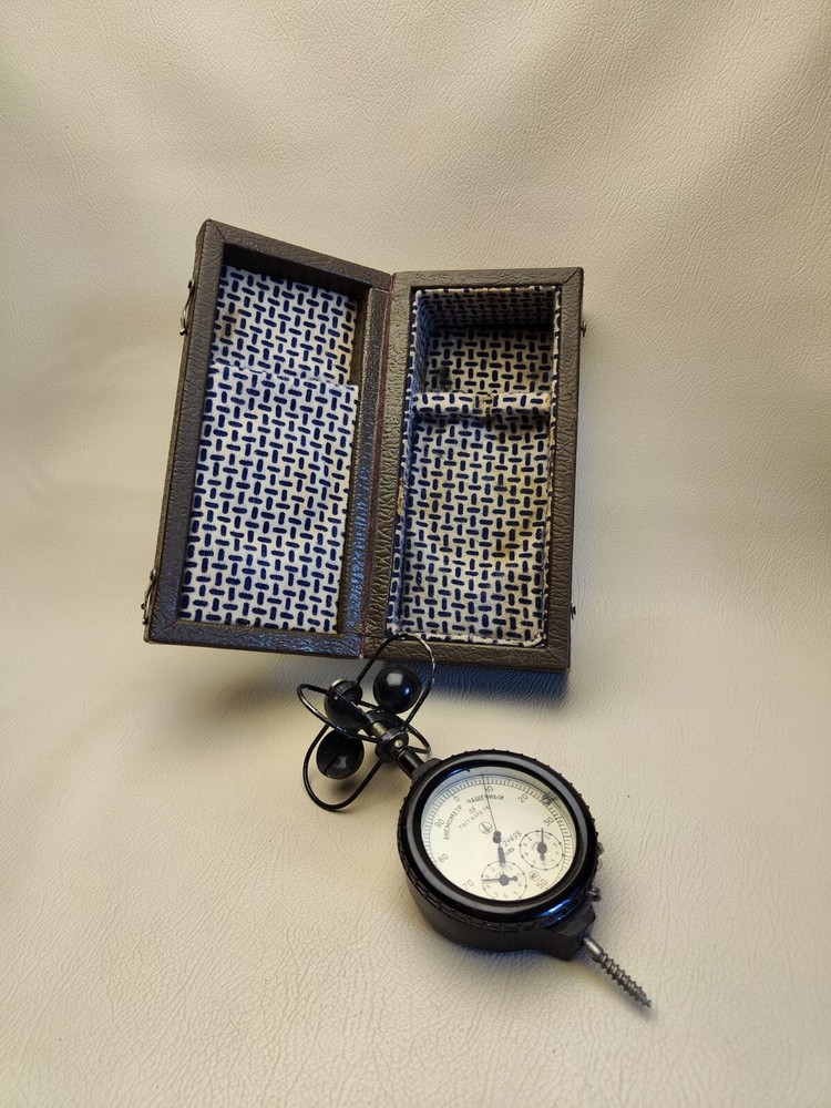 Vintage Soviet USSR Mechanical Anemometer Wind Indicator MC-13 1983