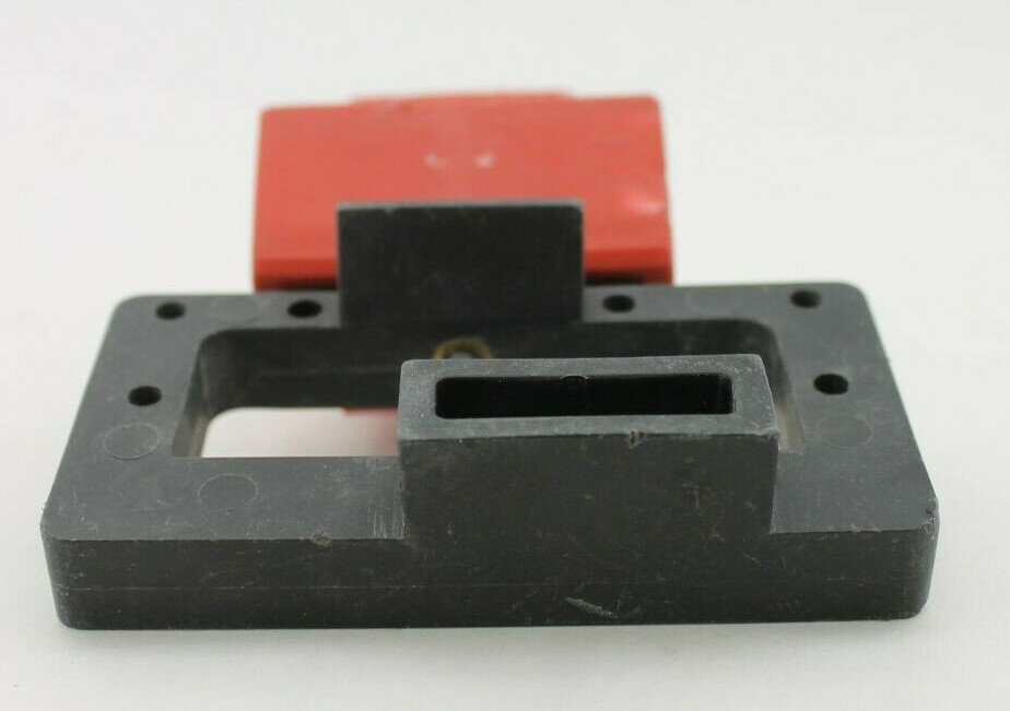 Ideal BL05 Large Circuit Breaker Lockout