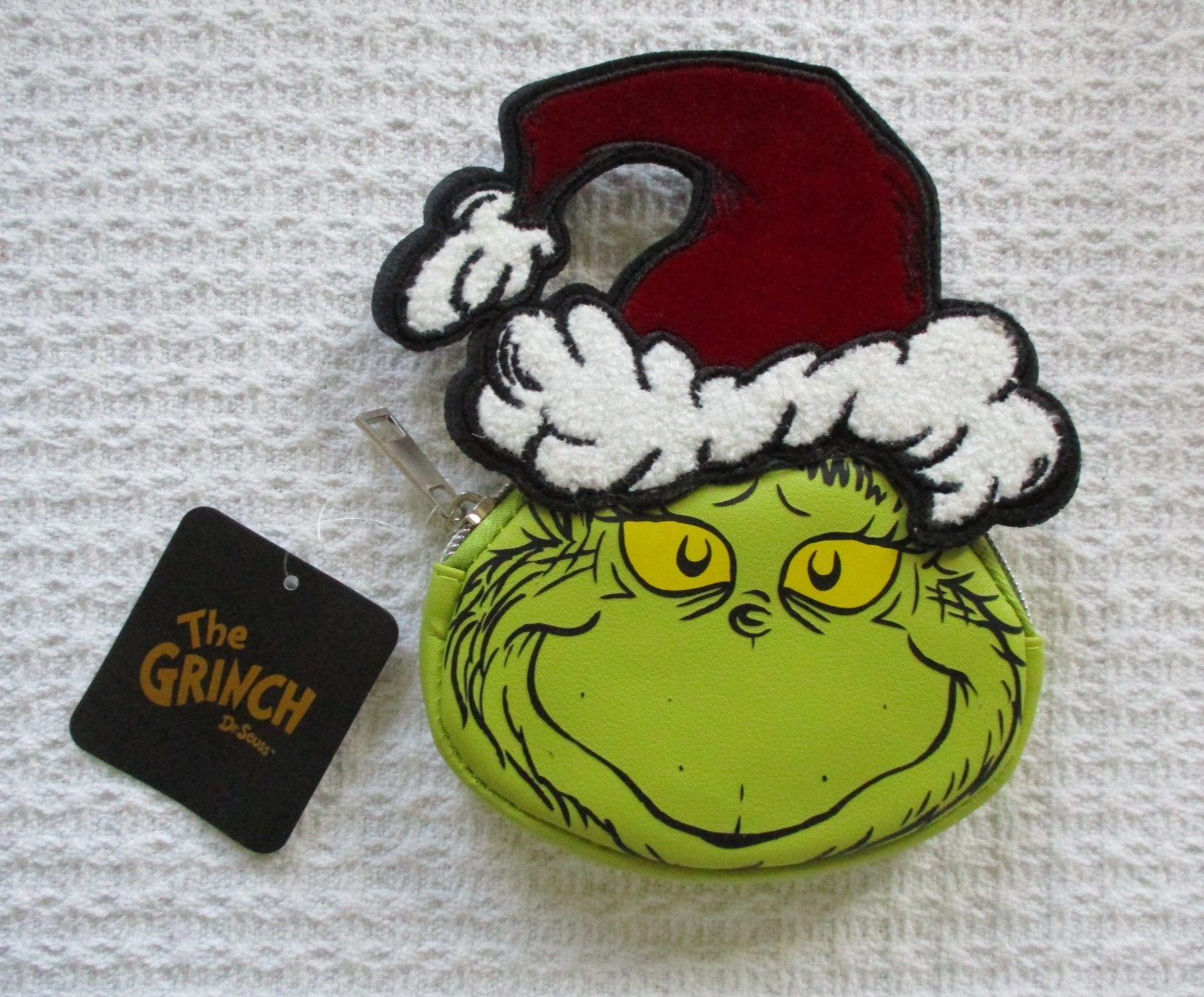 Dr. Seuss The Grinch Small Zip Coin Purse New 6.5" Bioworld